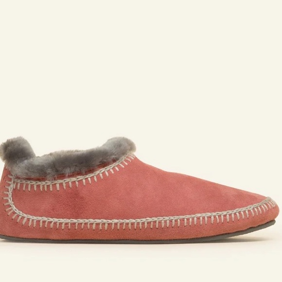 Free People brand new Laidback London Dusty Pink Cozy shearling slippers 🧘 ♥️ - Picture 9 of 9